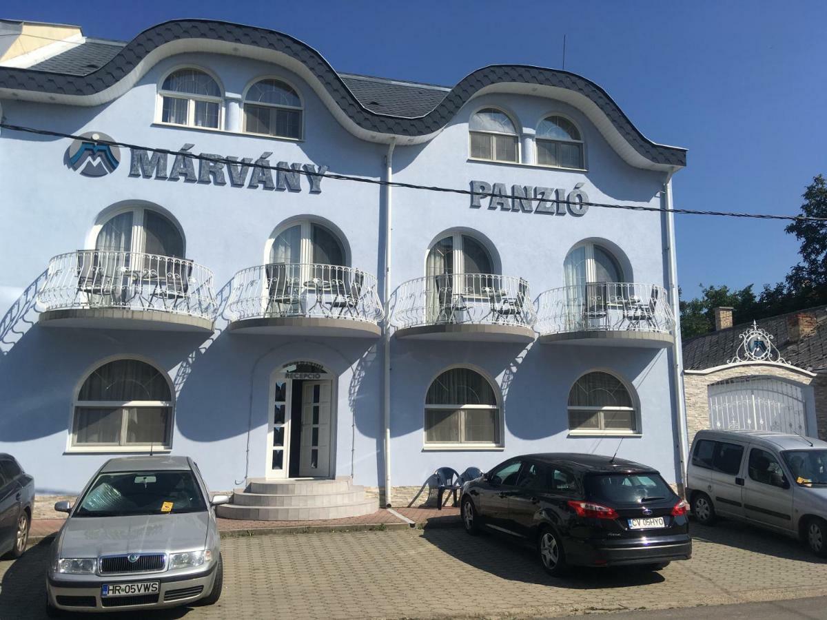 Marvany Panzio Hajduszoboszlo Exterior photo